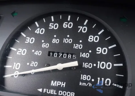 2001 Toyota Tacoma z USA, uszkodzony, nr VIN 5TENL42N11Z762297